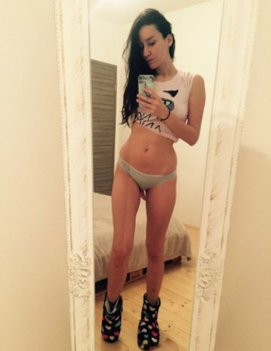 Проститутка Питера Леночка Брюнетка c 2 размером груди у метро Балтийская Санкт-Петербург Фото-1